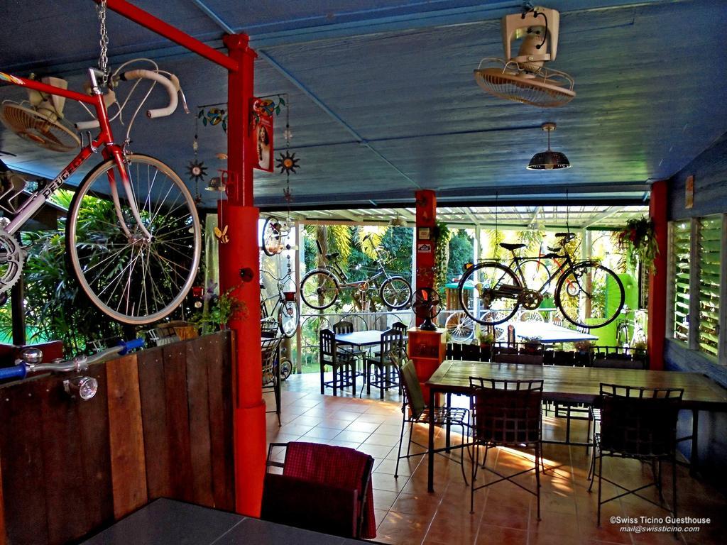 Swiss Ticino Guesthouse & Restaurant Mae Wang Exteriör bild